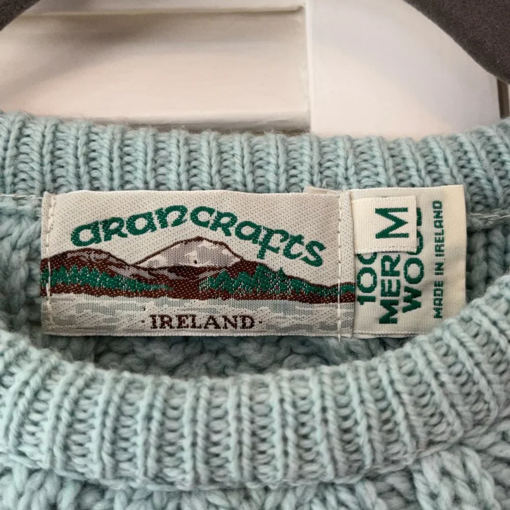 Aran Crafts 100% merino wool cable knit sweater medium seafoam green - Picture 3 of 5